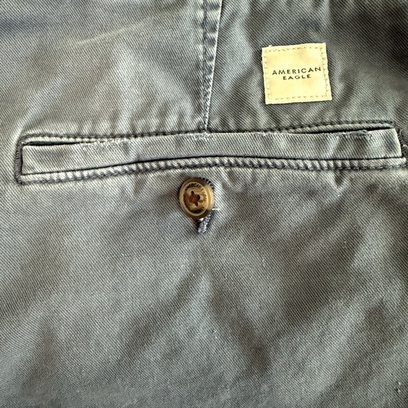American Eagle Outfitters Blue Flat Front Shorts - Size 32 - Picture 6 of 7